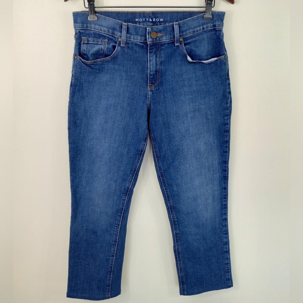 Mott & Bow Boyfriend Stretch Blue Denim Jeans Size 29 Mid Rise Slim Straight